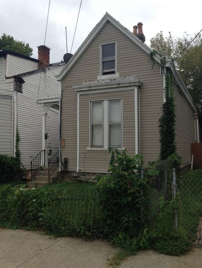 Building Photo - 3935 Borden St