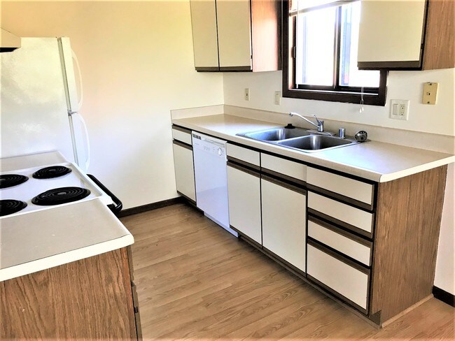 Foto del edificio - 6749 Hammersley Rd