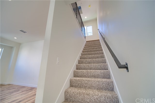 Building Photo - 6522 Brynhurst Ave