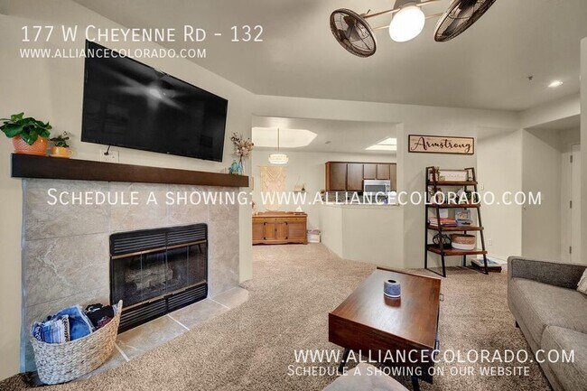 Building Photo - 177 W Cheyenne Rd, #132