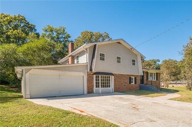 Foto del edificio - 1798 Dogwood Ct SW