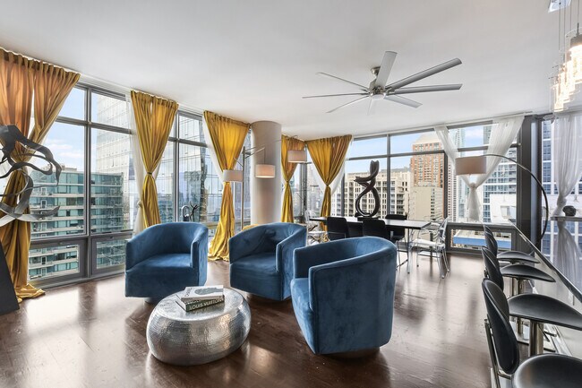 Foto del edificio - 100 E 14th St