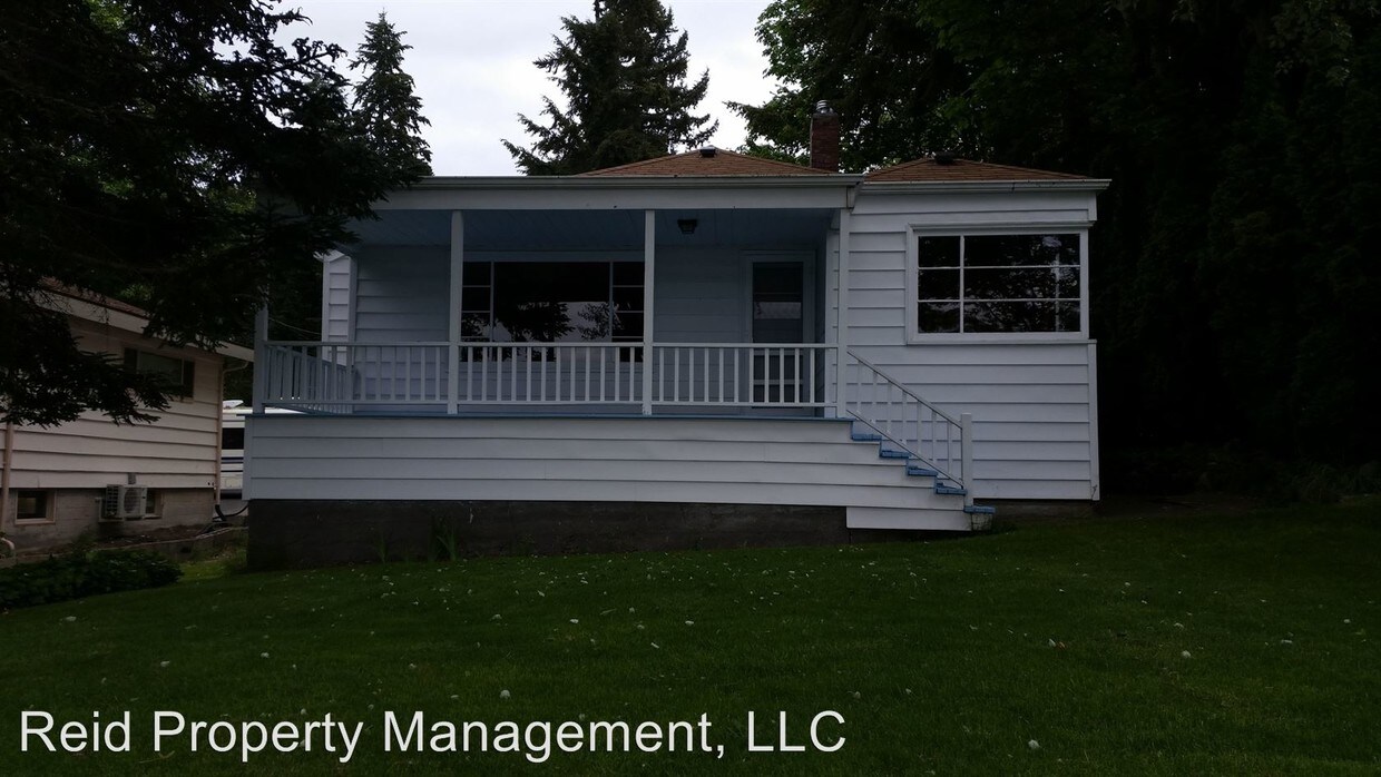 Primary Photo - 2709 Marine Dr
