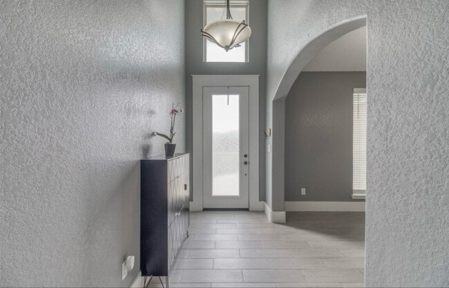 Building Photo - 478 Las Palomas Dr