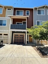 Building Photo - 814 Overcup St