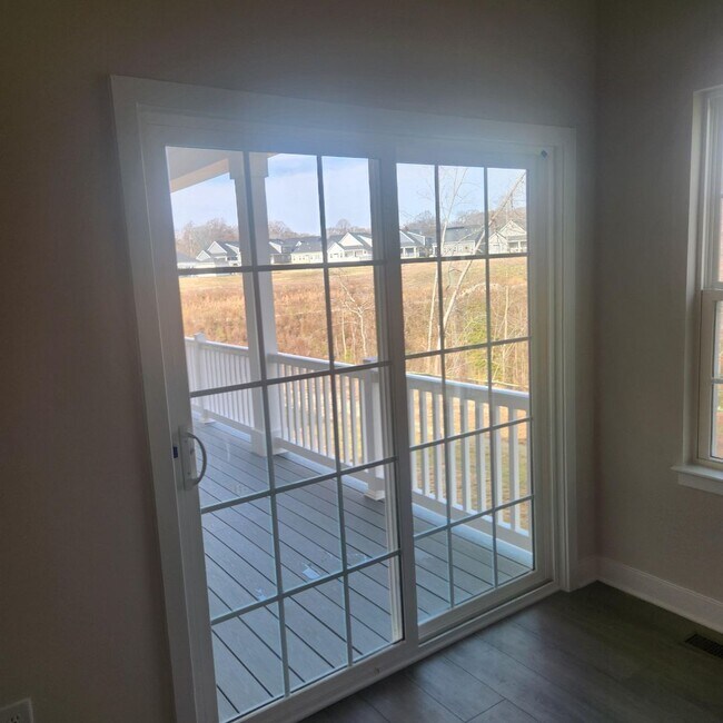 Building Photo - 211 Woodcreek Road, Williamsburg, VA  23185 - Available NOW