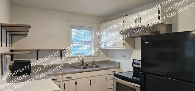 Foto del edificio - $1395 Quaint 2 bedroom with Washer/Dryer, ...