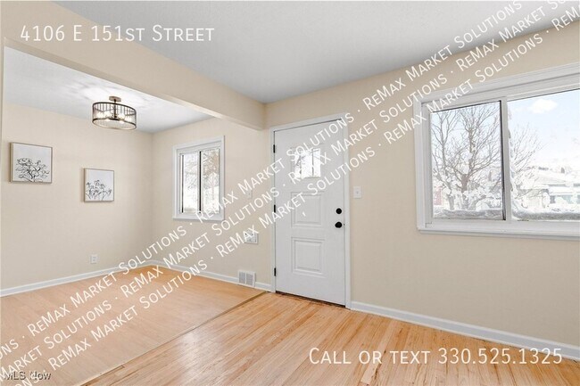 Foto del edificio - 4106 E 151st St