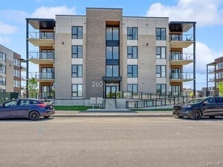 Building Photo - 260 Rue Nancy-Elliott