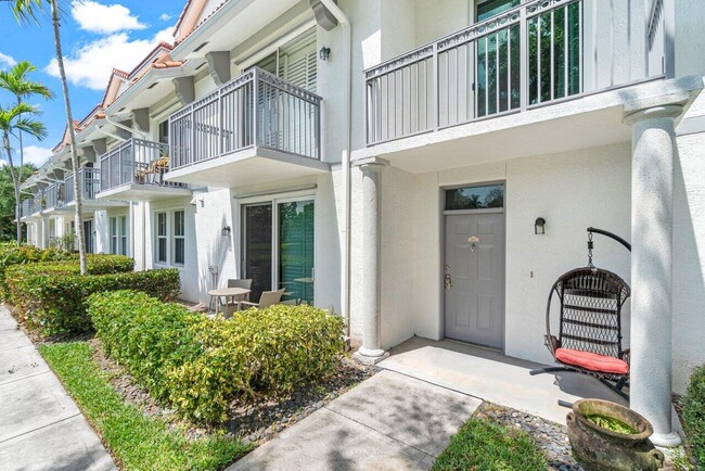Foto del edificio - 2040 Alta Meadows Ln