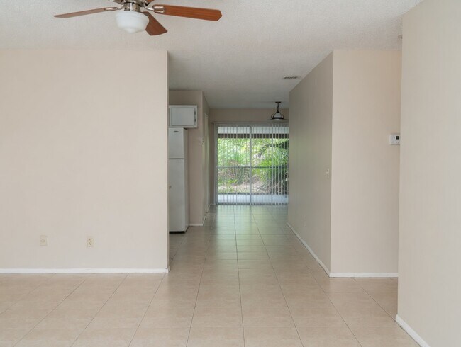 Foto del edificio - 53 SE Mead Pl