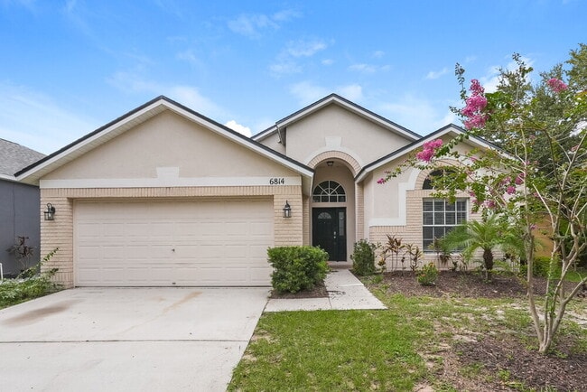 Building Photo - 6814 Monarch Park Dr