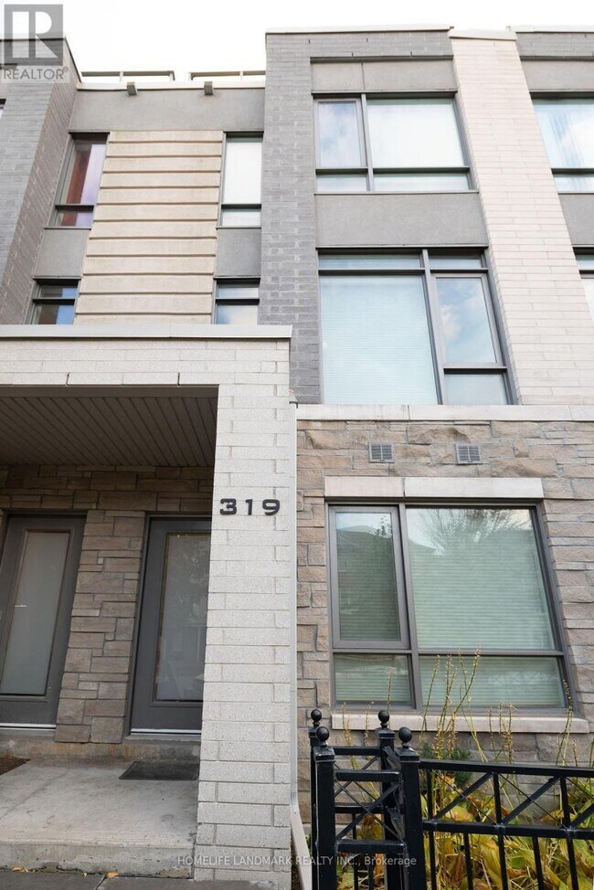 Photo du bâtiment - 319 South Park Rd