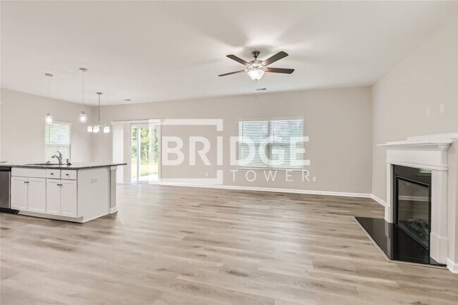 Foto del edificio - 7331 Neal Rd