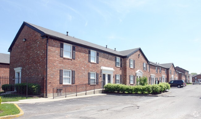 Whitfield Square - The Prairies Apartment Homes