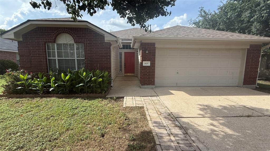 Foto principal - 605 Columbine Ave