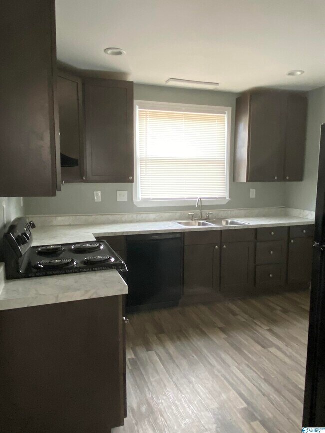 Foto del edificio - 3800 N Memorial Pkwy