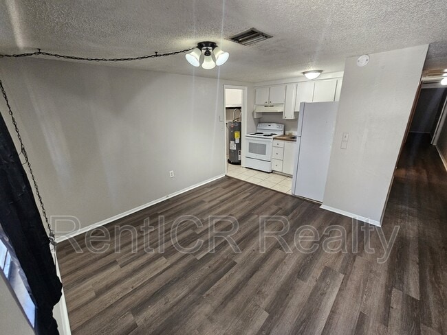 Photo - 2988 Green Acres Ave Apartment