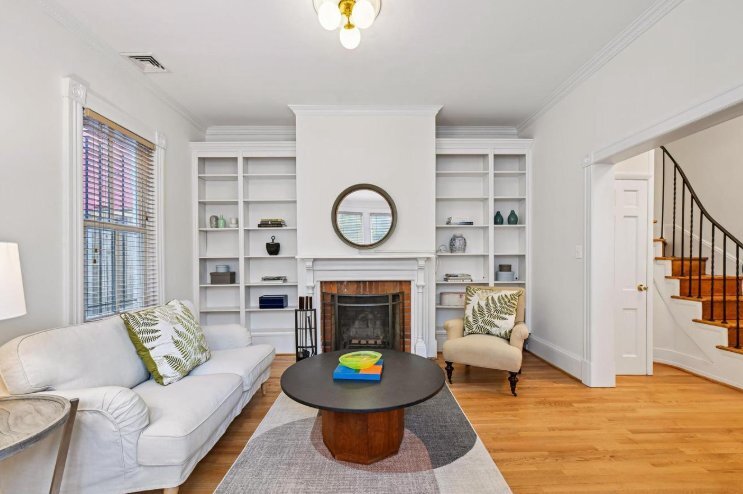 Photo - 123 7th St NE (Washington, DC)