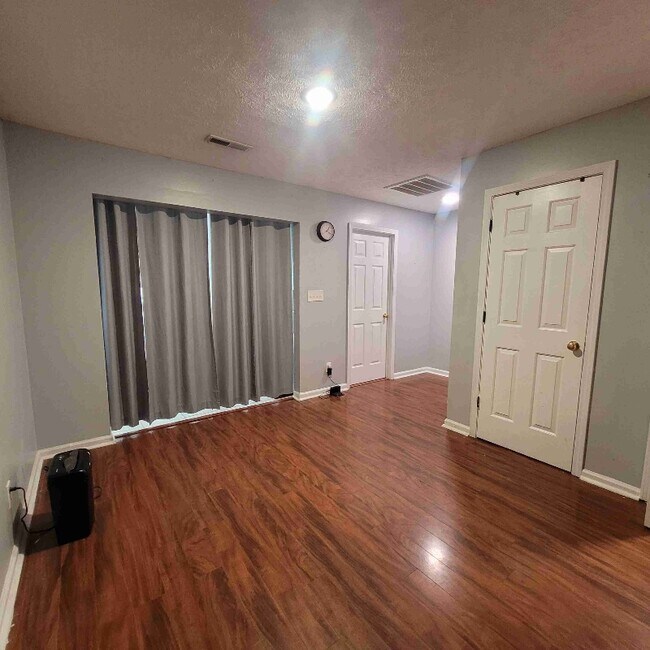 Foto del edificio - 1156 Pollen Loop