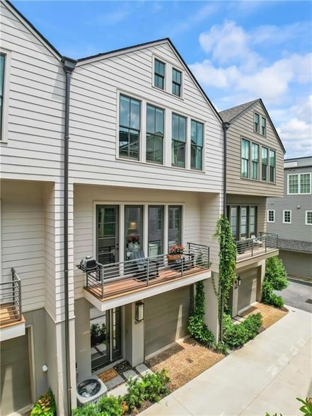 Photo - 658 Bull St SE Townhome