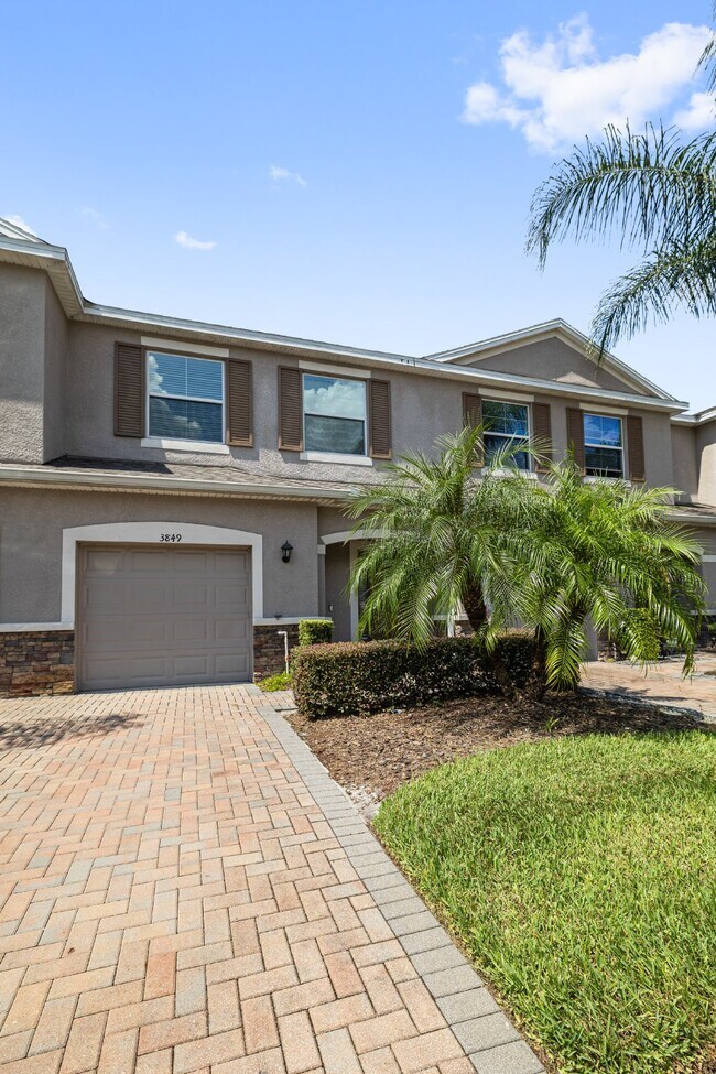Building Photo - "Available Now !!Gated community in Seven Oak 3-Bedroom Townhouse with Granite Countertops in Wes...
