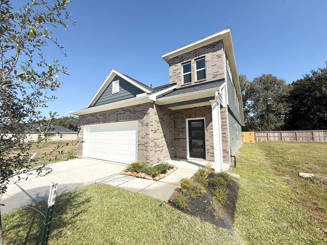 Foto principal - 15455 Foresail Ln