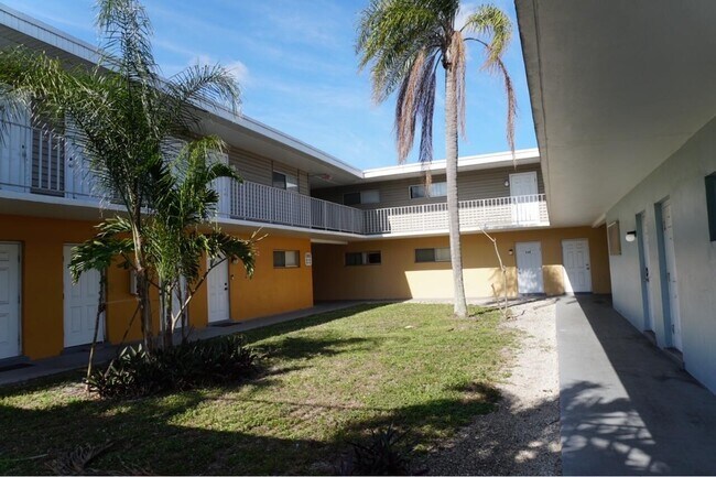 Foto del edificio - 1500 Crescent Cir