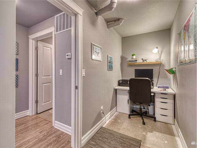 Foto del edificio - 6554 Hunt Highlands Loop