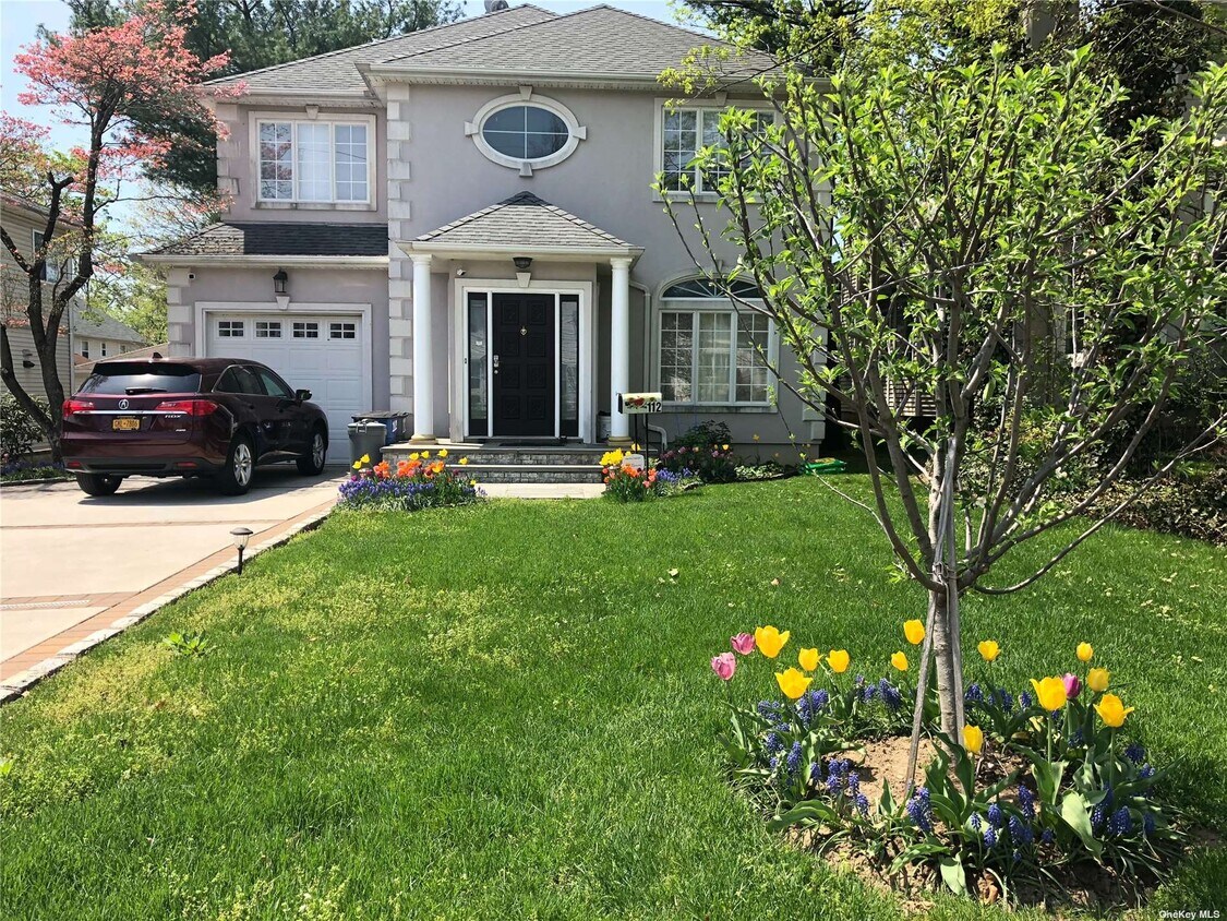Foto principal - 112 Maple St