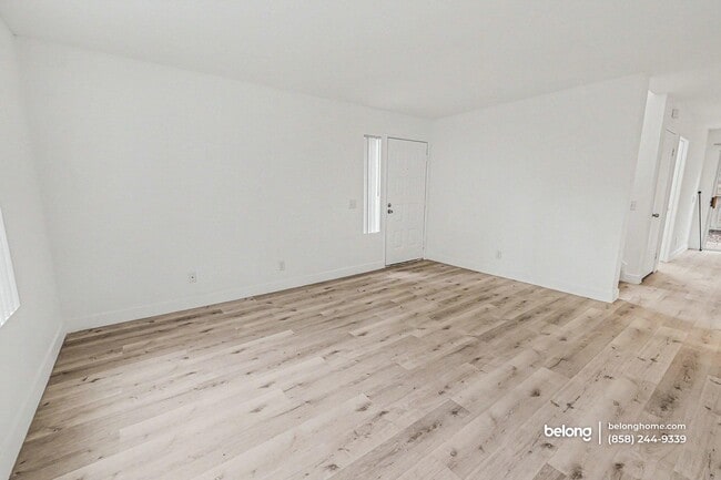 Building Photo - 1447 Manzana Way