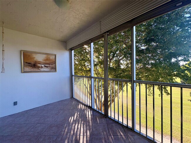 Foto del edificio - 2601 S Course Dr