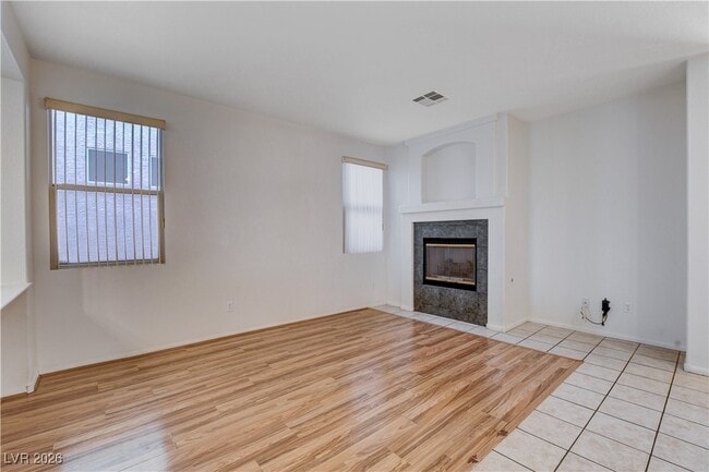 Foto del edificio - 3737 Ocean Waters St