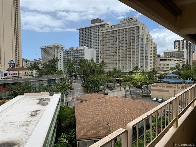 Building Photo - 225 Kaiulani Ave
