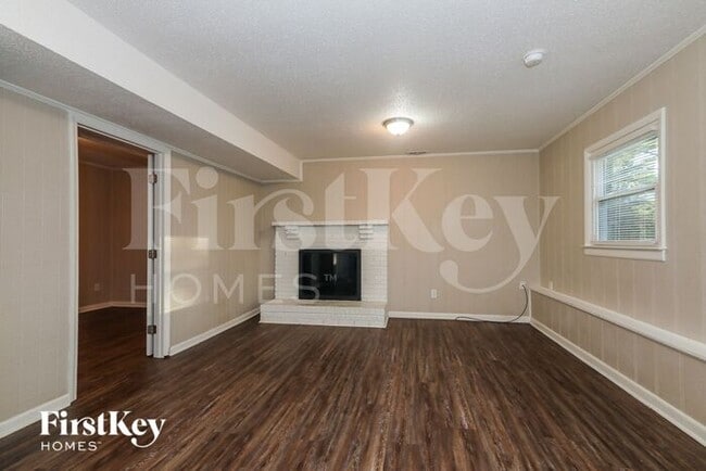 Building Photo - 8508 Woodthorn Pl