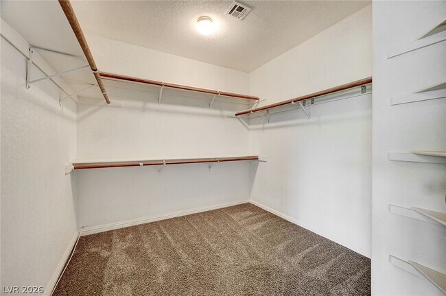 Foto del edificio - 2733 Brookstone Ct