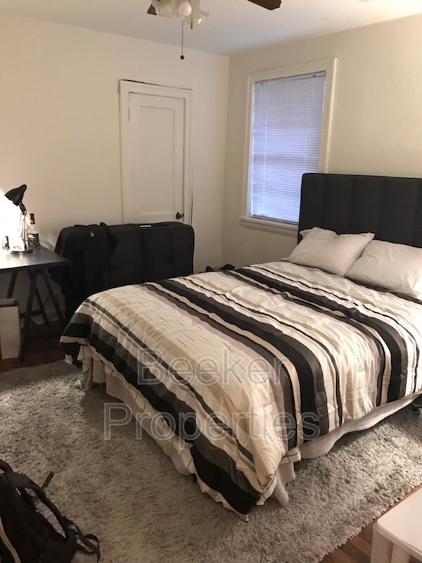 Foto principal - 1009 Queen City Ave