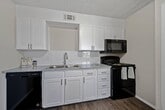 Primary Photo - 607 Parsons St