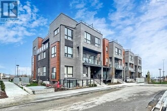 Building Photo - 18 Lytham Grn Cir