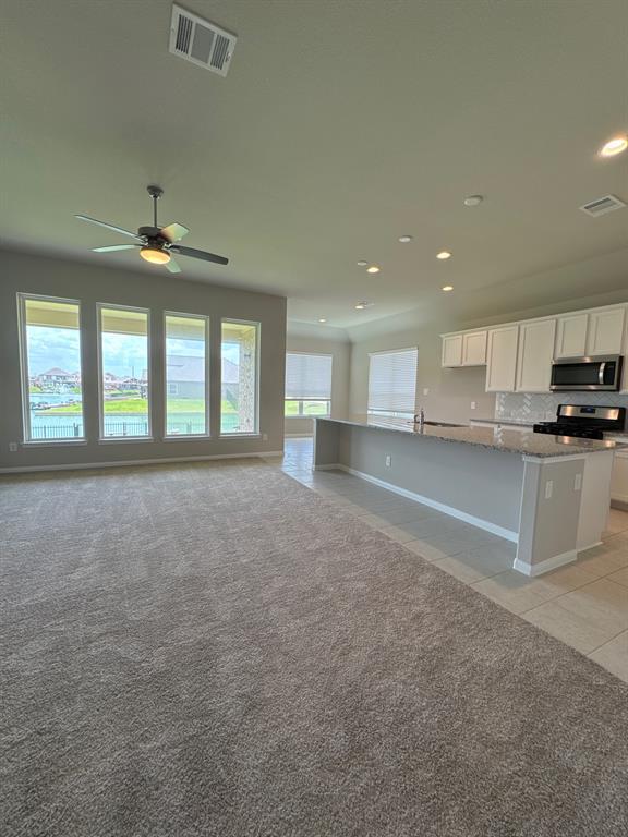 Foto del edificio - 24319 Bello Everett Lake Dr