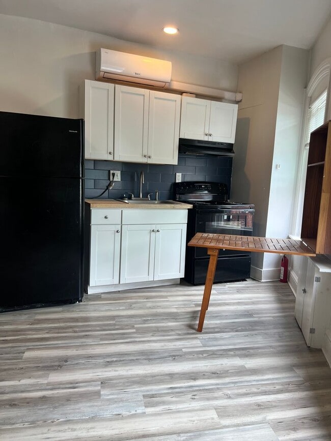 Foto del edificio - 559-561 Manor St