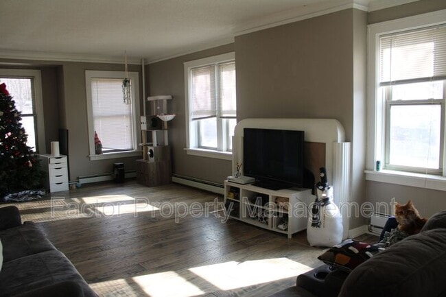 Foto del edificio - 130 Parsons St