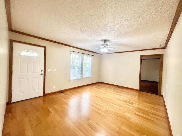 Foto del edificio - 1203 Bay Cir
