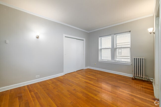 Living Room - The Onyx on Sheridan
