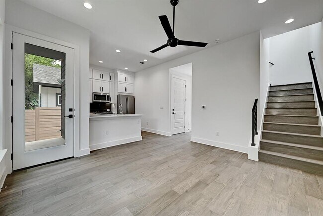 Foto del edificio - 2308 Maxwell Ln
