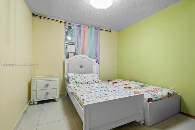 Foto del edificio - 104 SW 9th St