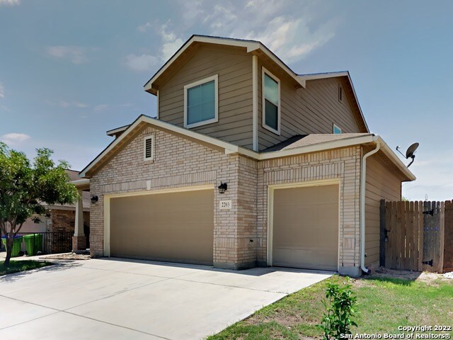 Building Photo - 2203 Hornsby Bend