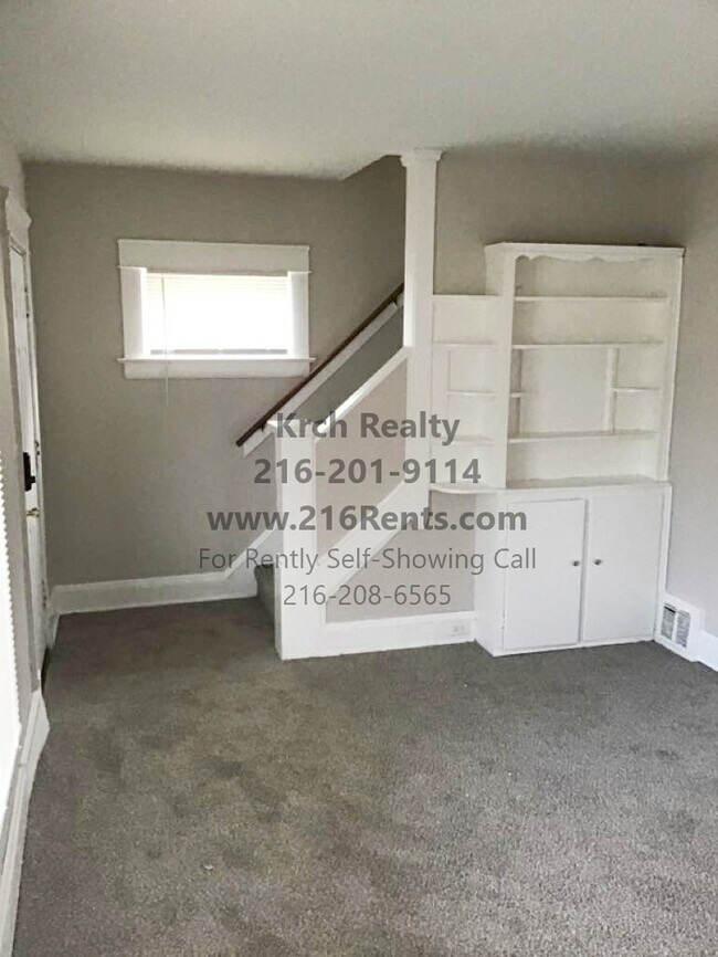 Building Photo - Remodeled Smart-Home. Self-Tour Today!