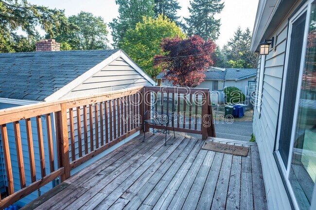 Foto del edificio - 6527 95th St SW