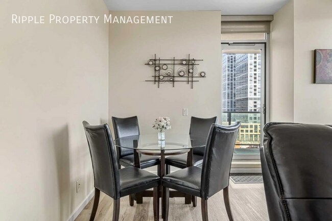 Building Photo - Modern 2 Beds, 2 Baths Apartment/Condo | 1...